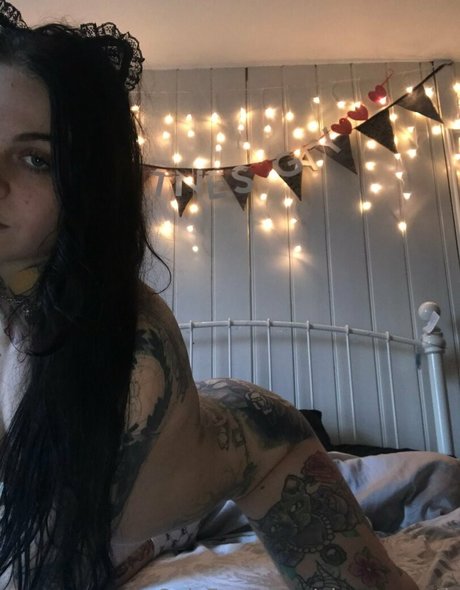 Naken läckt OnlyFans-bild av Glamourgoth