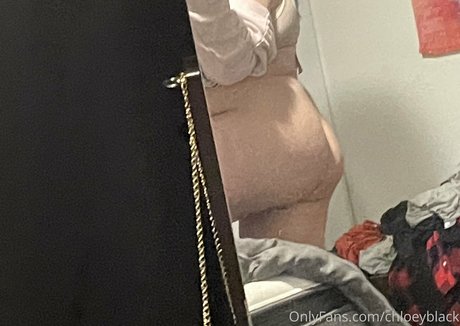 Foto di nudo di fuga di OnlyFans di Chloeyblack