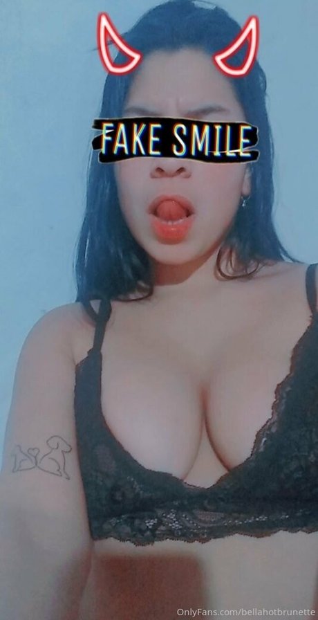 Nahá fotka uniklých OnlyFans od Bellahotbrunette
