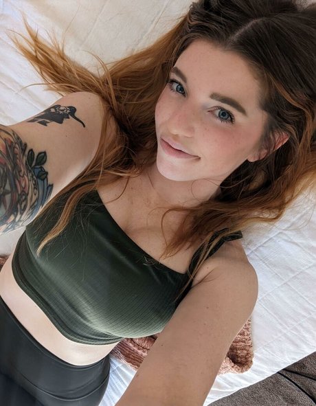 Nahá fotka uniklých OnlyFans od Itsgeorgiarose69
