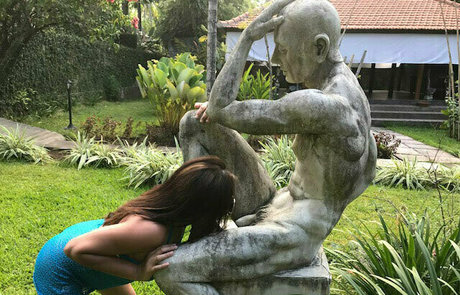 Naken läckt OnlyFans-bild av Sensualmassagegirl
