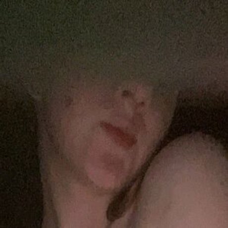 Friskyfeline69