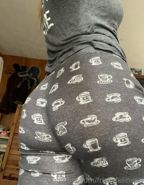 Friskyfeline69
