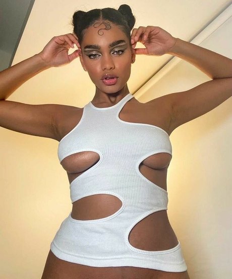 Aslayy Baugh  nude leaked OnlyFans photo