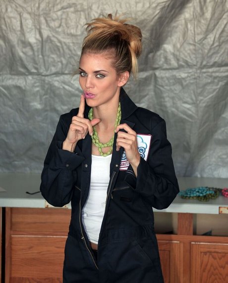 Annalynne Mccord