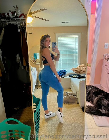 Naakte gelekte OnlyFans-foto van Camryynrussell
