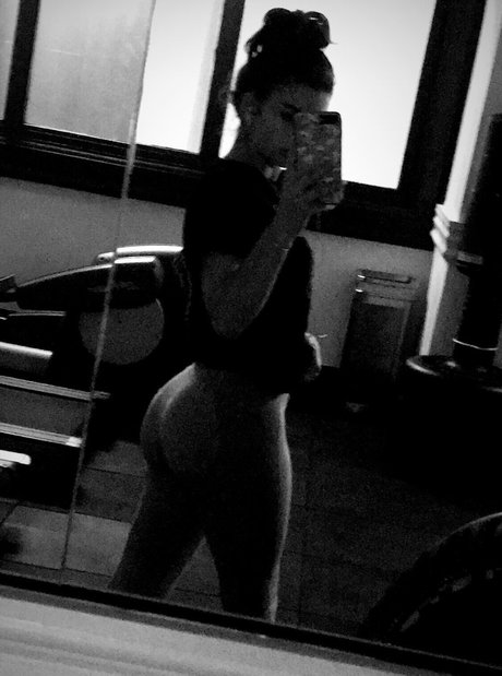 Naken lekkede OnlyFans-bilde av Ltlyata