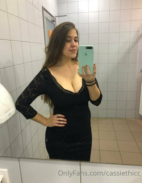 Nahá fotka uniklých OnlyFans od Pattythick