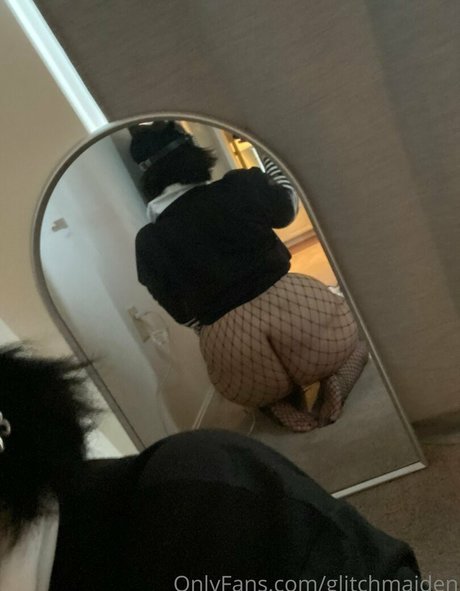 Glitchmaiden  nude leaked OnlyFans photo