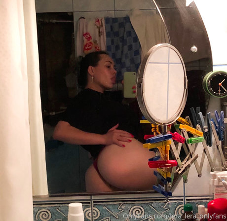 Lera Lera OnlyFansリークヌード写真