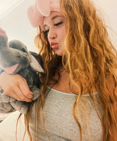 Hayley Aurisch