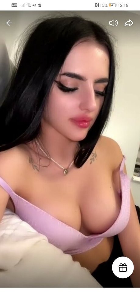 Nagie wyciekłe zdjęcie OnlyFans od Martiniii