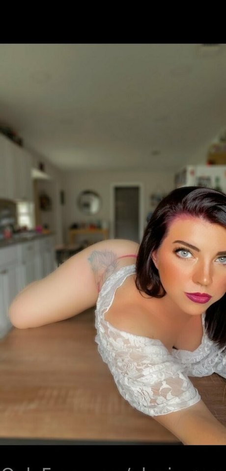 Nahá fotka uniklých OnlyFans od Alexispeaches1