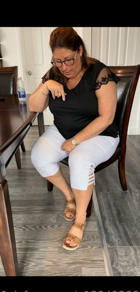 Foot-mistress-miss-b