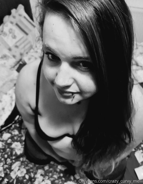Naken lekkede OnlyFans-bilde av Crazycurvymelii