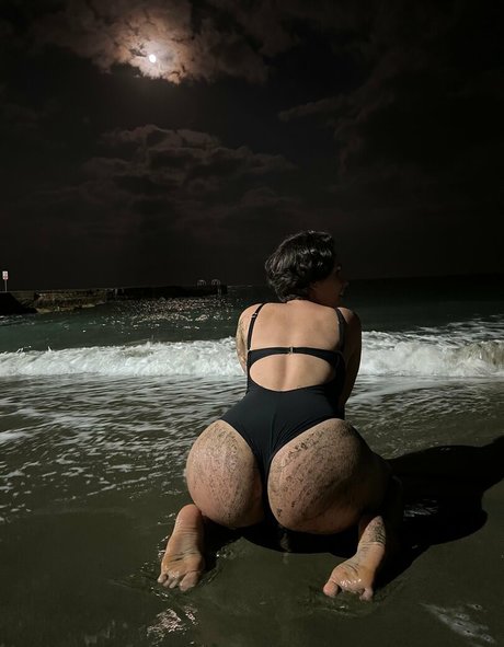 Nahá fotka uniklých OnlyFans od Likanextlevel
