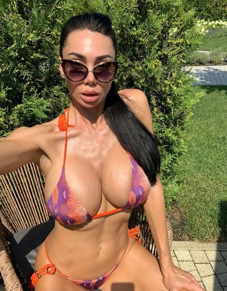 Naken läckt OnlyFans-bild av Sexyalisa