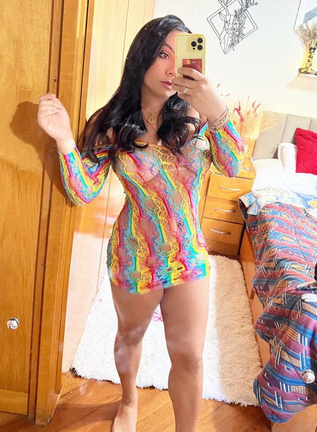 Обнаженная фотография утечки OnlyFans от Rafaella Mendez