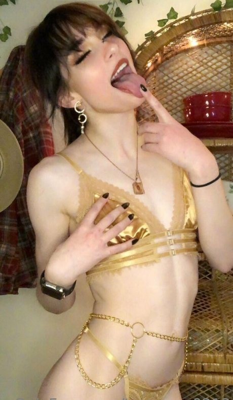 Tararose0213 OnlyFans泄露裸照