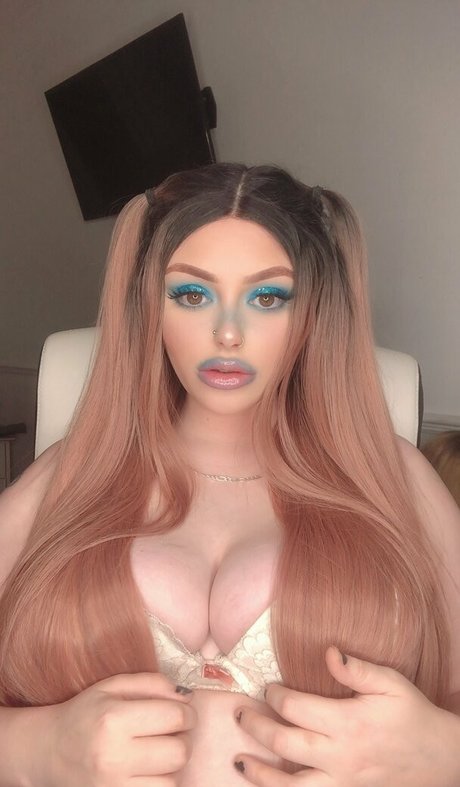 Foto desnuda filtrada de OnlyFans de Antoniagrahamx