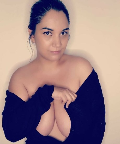 Naken lekkede OnlyFans-bilde av Isa Malone