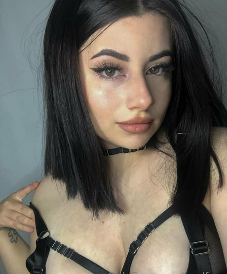 Yourgirlfriendval