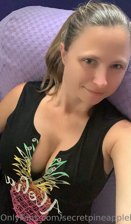 Secretpineapplebabe