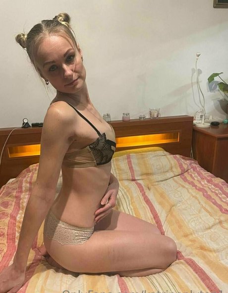 Обнаженная фотография утечки OnlyFans от Katrinonlytop1