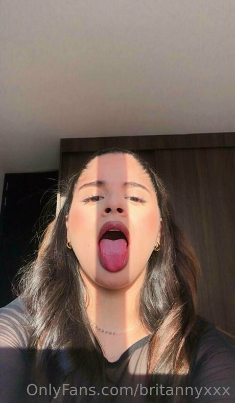 Naken lekkede OnlyFans-bilde av Britannyxxx
