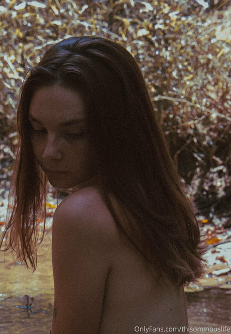 Naken lekkede OnlyFans-bilde av Thisominouslife