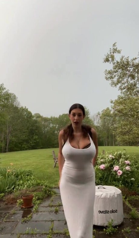 Nahá fotka uniklých OnlyFans od Leilani Azalea