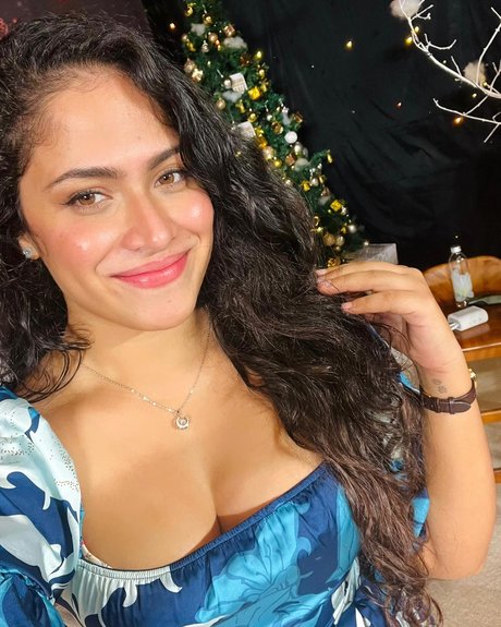 Sandani Fernando