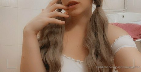 Naken lekkede OnlyFans-bilde av Daphnebubblefree