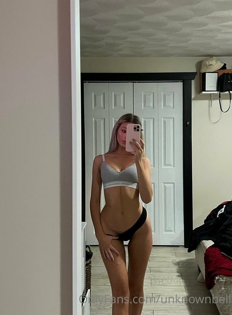 Unknownbell Nahá fotka uniklých OnlyFans od Unknownbell #12
