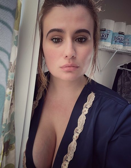 Lillybehave