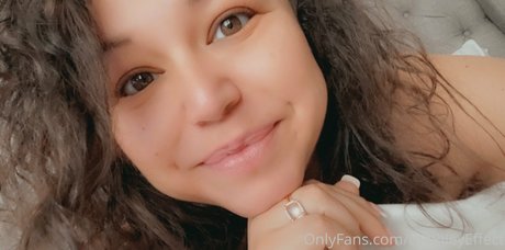 Foto desnuda filtrada de OnlyFans de Therileyeffect