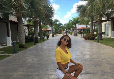Nina Joy