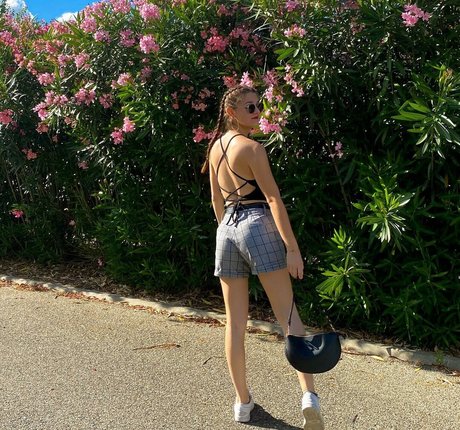 Alasti lekkinud OnlyFans-i pilt Nina Joy