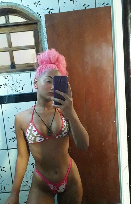 Naken lekkede OnlyFans-bilde av Tthays7
