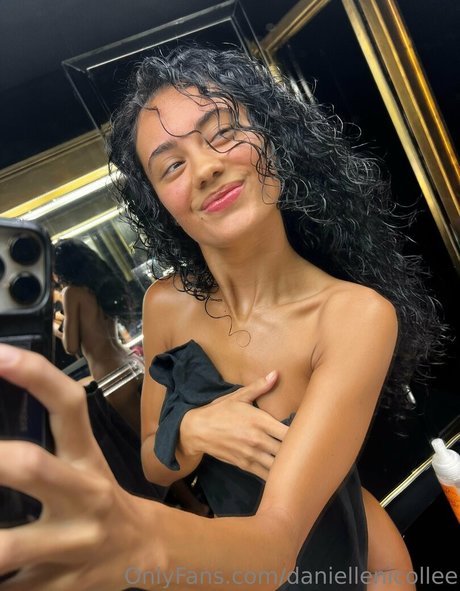 Nahá fotka uniklých OnlyFans od Daniellenicollee