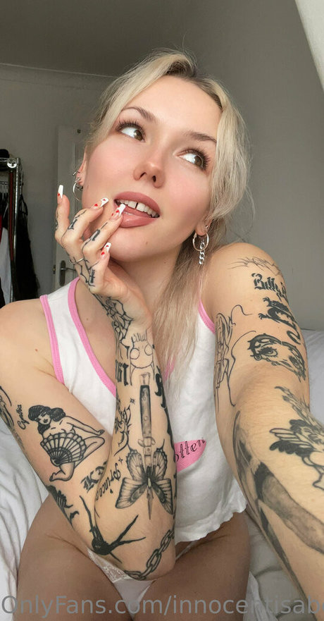 Nahá fotka uniklých OnlyFans od Innocentisabel