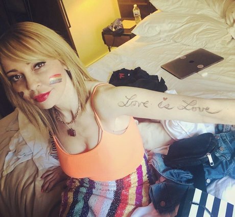 Tara Strong