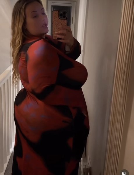 Naken läckt OnlyFans-bild av Juiceefruitee