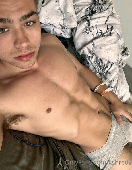 Naken lekkede OnlyFans-bilde av Kshredz