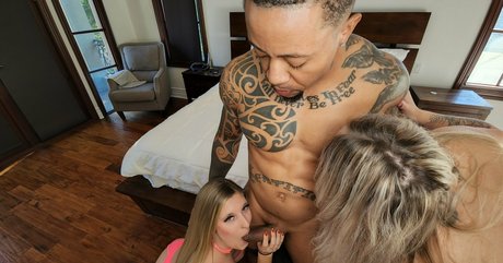 Hotwifelexilovex  nude leaked OnlyFans photo