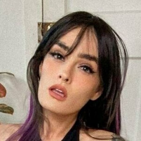 Littlehollybeth OnlyFansリークヌード写真