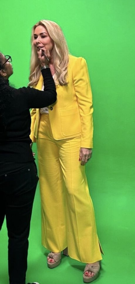 Naken lekkede OnlyFans-bilde av Claire Sweeney