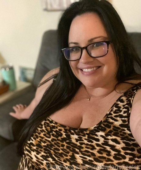 Nagie wyciekłe zdjęcie OnlyFans od Ssbbwladyjiggles