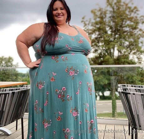 Ssbbwladyjiggles