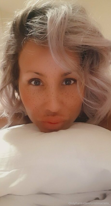 Naken läckt OnlyFans-bild av Cristinacielo